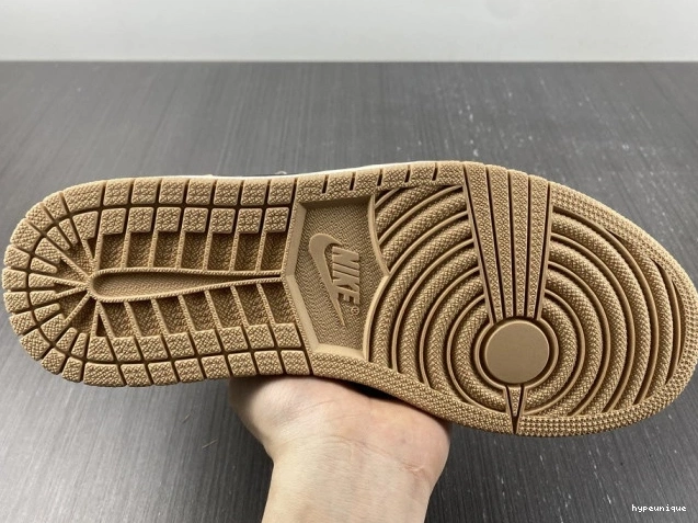 HYPE High 555088-202 Air Heirloom Jordan 1 OG 0806